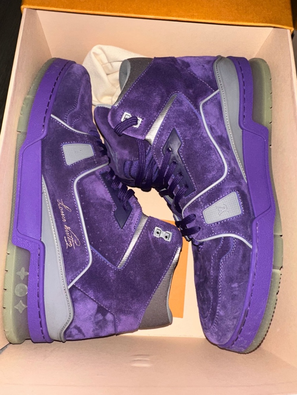 Louis Vuitton Calfskin Suede Men's LV High Top Trainer size 11M